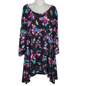 Woman Within Tunic Top Womens Plus 4X Pullover 3/4 Sleeve Sharkbite Hem Floral